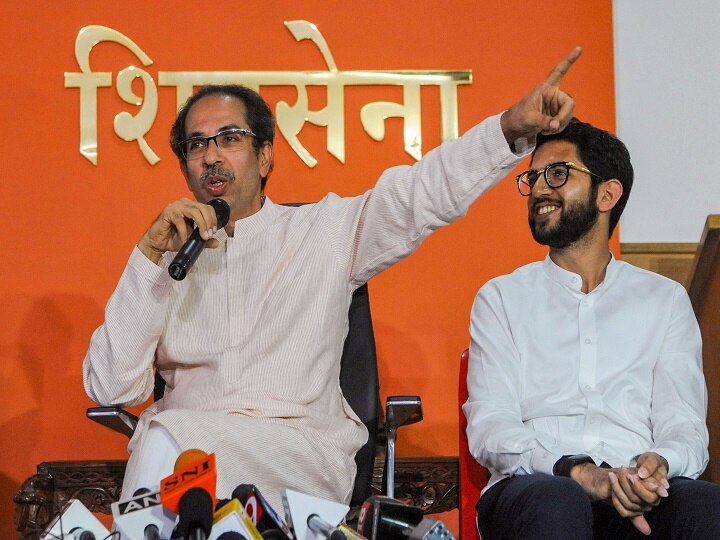 Aaditya Thackeray To Hold Meeting With Shiv Sena MLAs; Uddhav Likely To Be Present Aaditya Thackeray To Hold Meeting With Shiv Sena MLAs Today; Uddhav Likely To Be Present