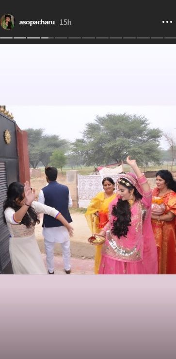 PICS: 'Mere Angne Mein' Actress Charu Asopa Looks Gorgeous In Pink Lehenga During Her Brother's Pre-Wedding Rituals!