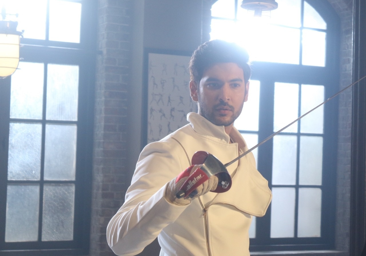 Beyhadh 2: Shivin Narang Learns Fencing For His Character In Jennifer Winget's Show!