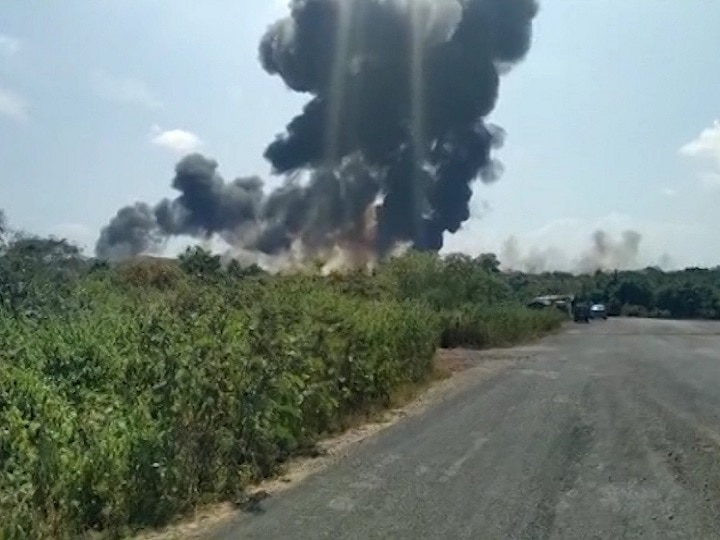 Indian Navy Plane Crash: MiG-29K Fighter Aircraft Crashes In Goa, Pilots Safe Indian Navy Plane Crash: MiG-29K Fighter Aircraft Crashes In Goa, Pilots Safe