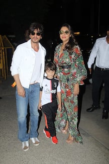 PICS: SRK-Gauri With Abram, Karan Johar With Yash-Roohi Attend Aaradhya Bachchan's 8th B'day Bash!