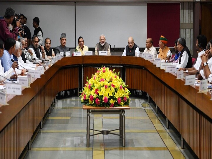 All-Party Meet: PM Modi Says Open To Discuss All Issues; Oppn Raises Farooq Abdullah's Detention All-Party Meet: PM Modi Says Open To Discuss All Issues; Oppn Raises Farooq Abdullah's Detention, Economy Slowdown