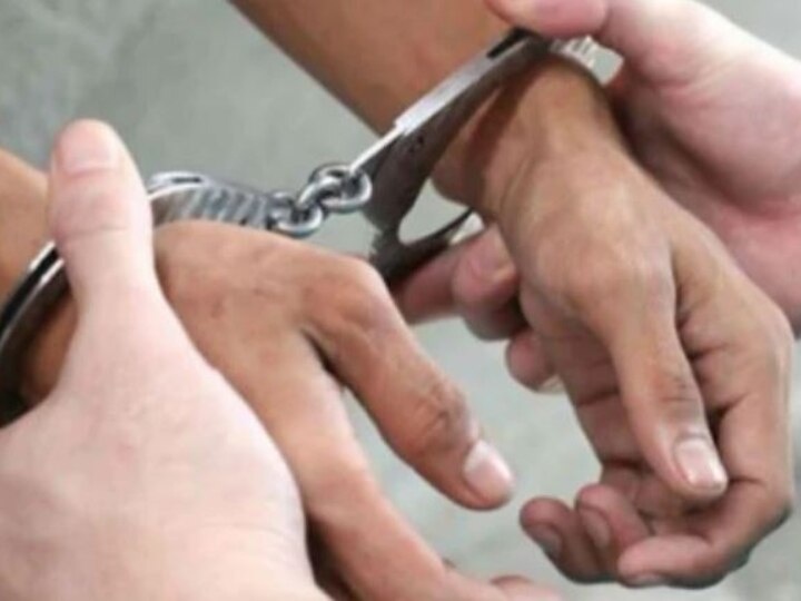 Jammu Kashmir Police Arrest Three Militant Associates In Bandipore, Incriminating Material Recovered J&K Police Arrest Three Militant Associates In Bandipore, Incriminating Material Recovered