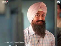 Laal Singh Chaddha\' First Looks Poster: Aamir Khan Introduces His