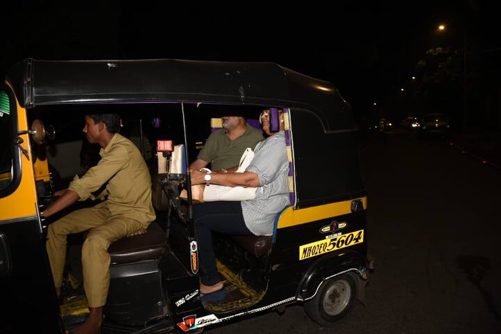 Malaika Arora takes auto rickshaw ride in Mumbai with mom