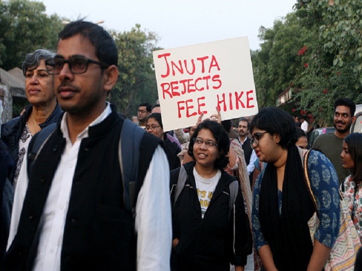 JNU Fee Hike Protest: HRD Panel Concludes Meetings, To Submit Recommendations Within A Week JNU Fee Hike Protest: HRD Panel Concludes Meetings, To Submit Recommendations Within A Week