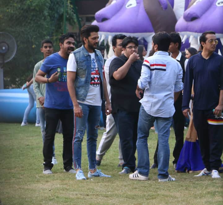 Riteish Deshmukh & Genelia D'souza are parents to sons Riaan & Rahyl. Yesterday (23rd November), the couple hosted elder son Riaan's eighth birthday bash in Mumbai. (Photo: Manav Manglani)