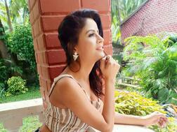 Actress Gehana Vashisht Is Stable And Recovering In Hospital After Suffering Cardiac Arrest!