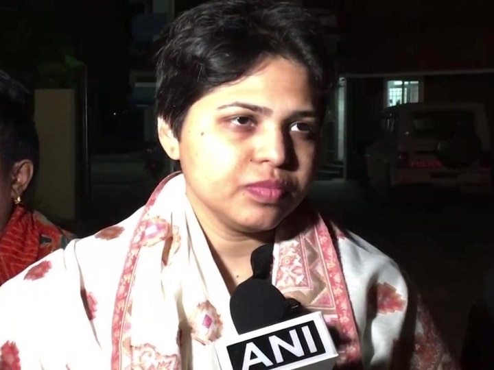 Trupti Desai In Kochi, To Visit Sabarimala To Offer Prayers At Lord Ayyappa Shrine Trupti Desai In Kochi, To Visit Sabarimala To Offer Prayers At Lord Ayyappa Shrine