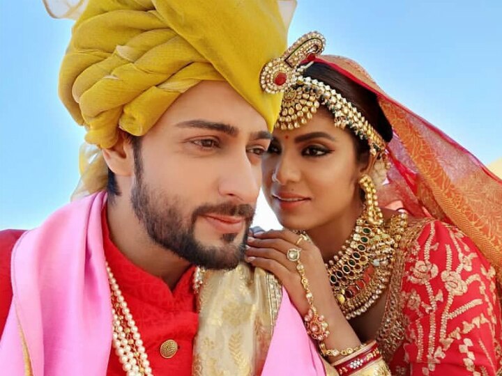 Naagin 4: Original 'Naaginn' Sayantani Ghosh Reunites With Shaleen Bhanot As They Shoot For Nia Sharma-Jasmin Bhasin's Show! Naagin 4: 'Naaginn' Sayantani Ghosh Reunites With Shaleena Bhanot As They Start Shooting In Rajasthan!