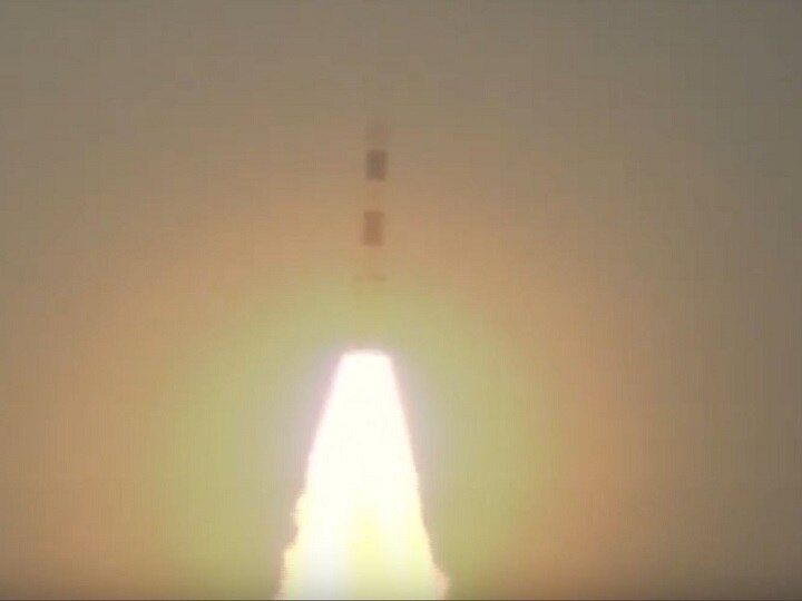 Cartosat-3 Launch: India's PSLV Rocket Lifts-Off With Cartosat-3 And 13 US Satellites From Sriharikota  Cartosat-3 Launch: India's PSLV Rocket Lifts-Off With Cartosat-3 And 13 US Satellites From Sriharikota