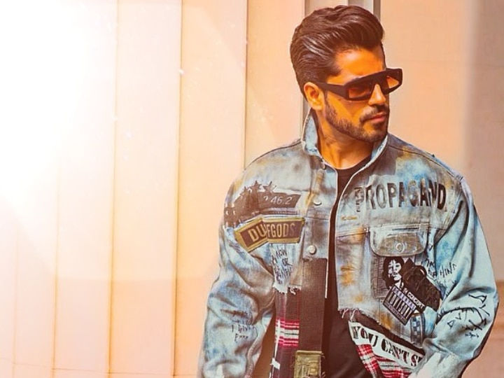 Bigg Boss 8 Winner Gautam Gulati COVID-19 Positive, Farah Khan & Other Celebs Pray For His Recovery 'Bigg Boss 8' Winner Gautam Gulati Tests Positive For COVID-19; Celebs Pray For His Recovery