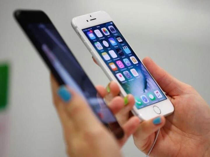iPhone To Android Switch: 5 Ways To Transfer Your Contacts From iPhone To An Android Device Contact Transfer hacks How to Transfer All Contacts from iPhone to Android Phone iPhone To Android Switch: 5 Ways To Transfer Your Contacts From iPhone To An Android Device