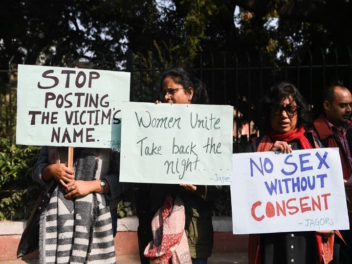 Cries of ''we want justice'', ''we are ashamed that your killers are alive'' resonated through the air at the protest as people holding placards demanded justice for the Hyderabad victim and other women who face such crimes. (Photo by Sajjad HUSSAIN / AFP)