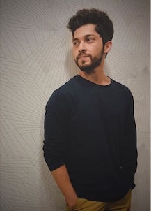 PICS: TV Actor Kiran Srinivas Gets Married To Kannada Actress In Traditional South Indian Ceremony!