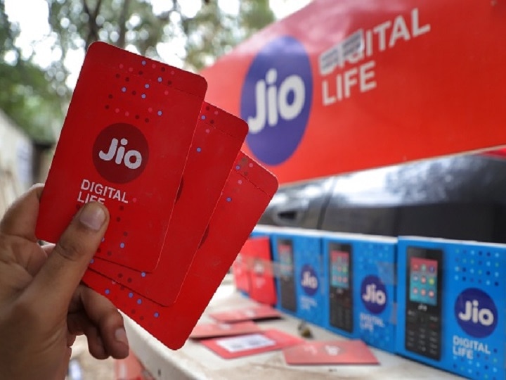 Reliance Jio New Tariff Plans Unveiled: 39% Price Hike, But Still Costs 15-25% Less Than Rivals; Check Details Reliance Jio New Tariff Plans Unveiled: 39% Price Hike, But Still Costs 15-25% Less Than Rivals; Check Details