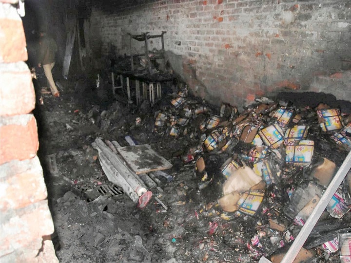 Delhi Fire: Anaj Mandi Mishap Echoes Of 1997 Uphaar Cinema Tragedy Delhi Fire: Anaj Mandi Mishap Echoes Of 1997 Uphaar Cinema Tragedy