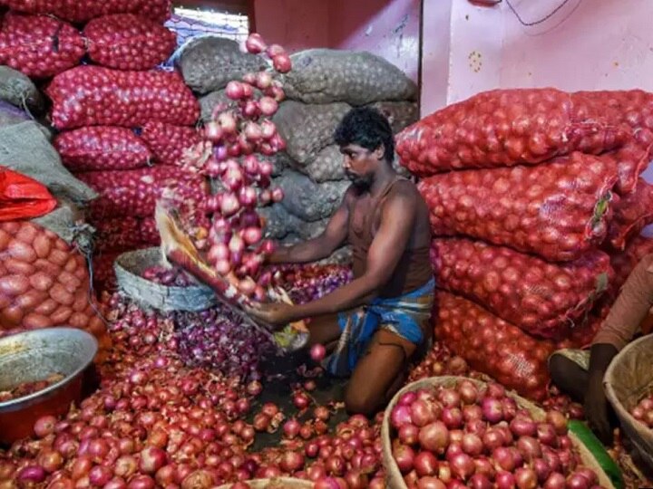 Onion Prices Ease In Delhi Amid Increased Arrivals Onion Prices Ease In Delhi Amid Increased Arrivals