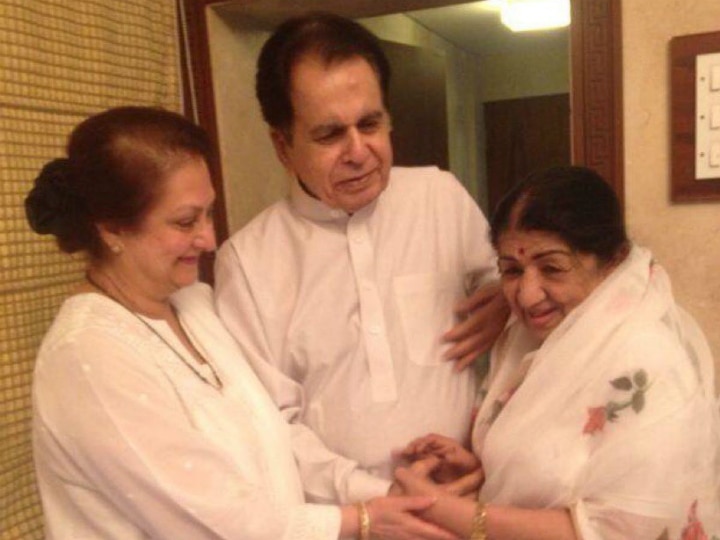 Dilip Kumar Shares Warm Note For 'Choti Behen' Lata Mangeshkar! See Picture! PIC: Dilip Kumar Shares Warm Note For 'Choti Behen' Lata Mangeshkar!