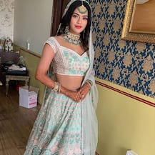 'Kasautii Zindagii Kay 2' Actress Sonyaa Ayodhya Shares PICS With Erica Fernandes From Her Mehendi Ceremony