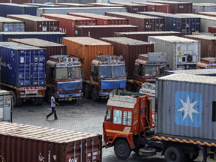 India's Exports Contract For Fourth Straight Month In November To $25.98 Bn India's Exports Contract For Fourth Straight Month In November To $25.98 Bn