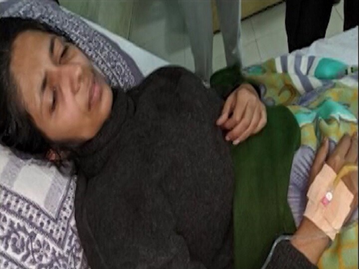 Swati Maliwal's Health Deteriorates On 13th Day Of Hunger Strike; Admitted To LNJP Hospital Swati Maliwal's Hunger Strike Ends As Doctors Put Her On IV After Health Condition Worsens