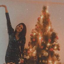 PICS: Jennifer Winget Celebrates Christmas With 'Bepannaah' Co-star Harshad Chopda & Others!