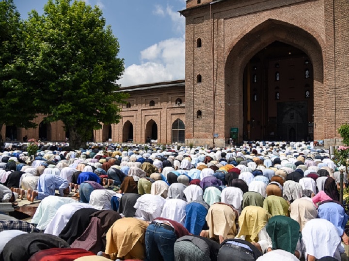 After 138 Days, Srinagar's Jama Masjid Opens For Prayers, First Time After Article 370 Was Scrapped Srinagar's Jama Masjid Opens For Prayers, First Time After J&K's Special Status Was Scrapped