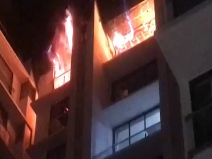 Mumbai: Massive Fire Breaks Out In Multi-Storey Building In Vile Parle; Many Feared Trapped Mumbai: Massive Fire Breaks Out In Multi-Storey Building In Vile Parle; No Casualties Reported