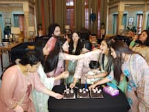 PICS: 'Yehh Jadu Hai Jinn Ka' TOPS TRP Charts, Cast Celebrates By Cutting Cake On Sets