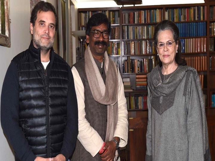 Jharkhand: Hemant Soren Likely To Meet Sonia Gandhi Today To Extend Invitation For Swearing-In Ceremony Jharkhand CM Designate Hemant Soren Meets Sonia Gandhi To Extend Invitation For Swearing-In Ceremony