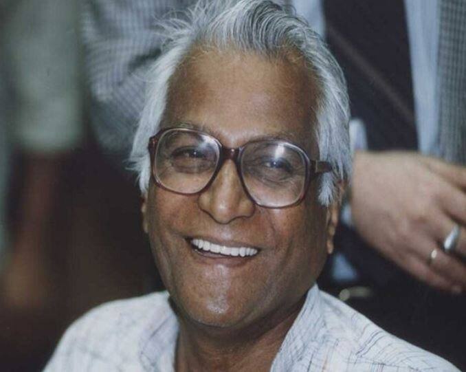George Fernandes: Former Defence Minister George Fernandes passed away at 88 on January 29 after a prolonged illness.  Fernandes breathed his last at Max hospital in Delhi. Fernandes  was a former Indian trade unionist, politician, journalist, agriculturist, and member of Rajya Sabha from Bihar. He served as a Defence Minister of the country when India defeated Pakistan during Kargil war in 1999.  He was admitted in Max for a very long time and was suffering through Alzheimers, which had forced him out of the public eye for last many years, and had also contracted swine flu at the time of his death./ Image: Twitter