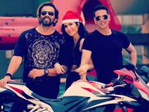 PICS: Katrina Kaif & Akshay Kumar Celebrate Christmas With 'Sooryavanshi' Team