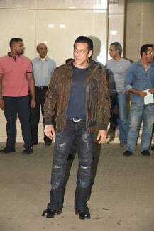 Salman Khan's Birthday Bash: Arpita, Sohail, Arbaaz, Salma & Other Khan-daan Members Attend (See PICS)