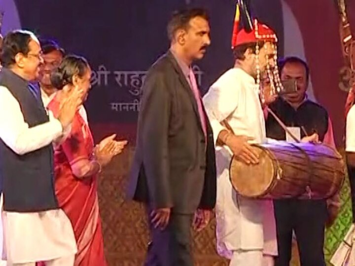 Rahul Gandhi Kicks Off Three-Day National Tribal Dance Festival in Raipur Rahul Gandhi Kicks Off Three-Day National Tribal Dance Festival in Raipur