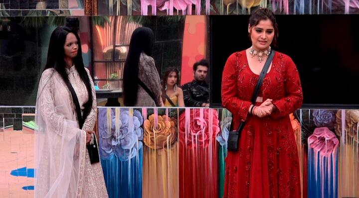 Laxmi requested the contestants to share their own story. Arti Singh opened up about a dark incident in her life. She shared that she was molested by a servant in her own house when she was young and how she escaped by jumping off from the second floor. (PIC Credit- Colors TV)