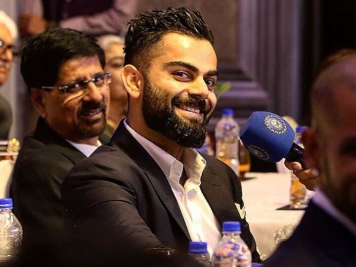 Virat Kohli Lights Up BCCI Awards With His 'Million Dollar Smile' Virat Kohli Lights Up BCCI Awards With His 'Million Dollar Smile'