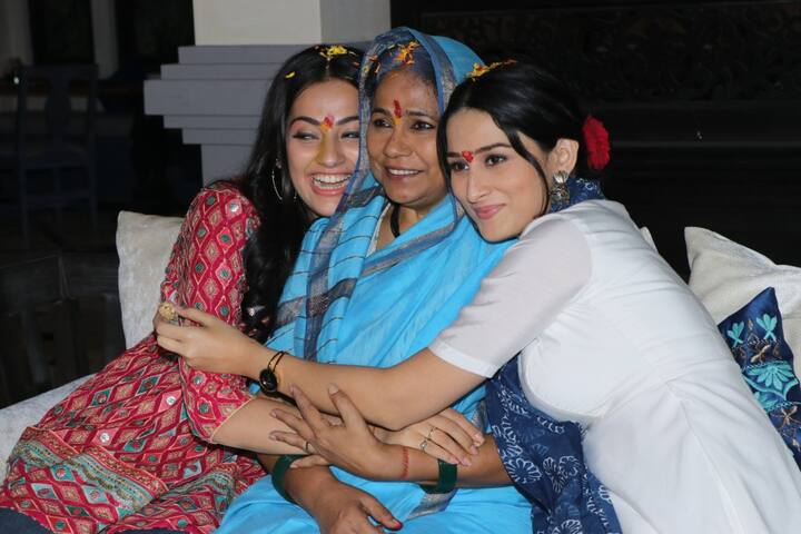 Star Plus’ is all set to present its viewers a light-hearted, family drama, a slice of life take on the importance of grandparents in everyone’s life. Rajshri Production brings their next fiction offering in Star Plus wherein they put a spotlight on the fact that Grandparents are the glue that binds the family together.