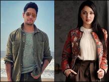 Sidharth Malhotra & Kiara Advani DATING In Real Life; Did 'Shershaah' Co-stars Introduce Their Parents To Each Other?