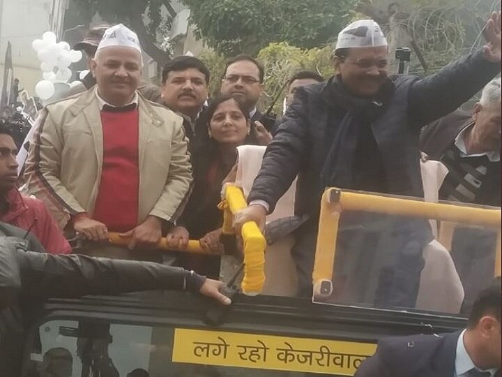 Delhi Polls 2020: Arvind Kejriwal Holds Road Show On His Way To File Nomination Delhi Polls: Kejriwal's Nomination Postponed Due To Delay Caused By Road Show