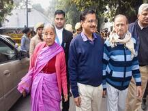 After An Arduous Wait Of 6 Hours, CM Kejriwal Patiently Files Nomination