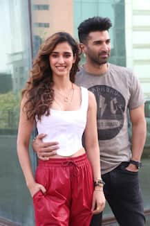 PICS: Deepika Padukone, Sara Ali Khan, Kartik Aaryan & Other B'wood Celebs SPOTTED In Town