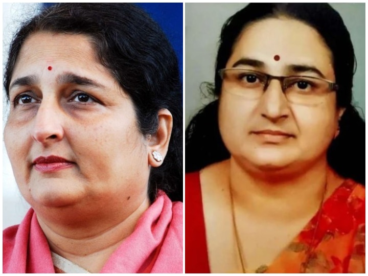 Supreme Court Stays Woman's Plea Claiming To Be Singer Anuradha Paudwal's Daughter Supreme Court Stays Woman's Plea Claiming To Be Singer Anuradha Paudwal's Daughter