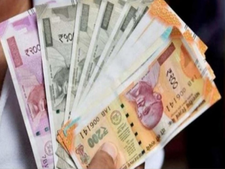 Rupee Rises Against US Dollar Ahead Of Economic Survey Rupee Rises Against US Dollar Ahead Of Economic Survey