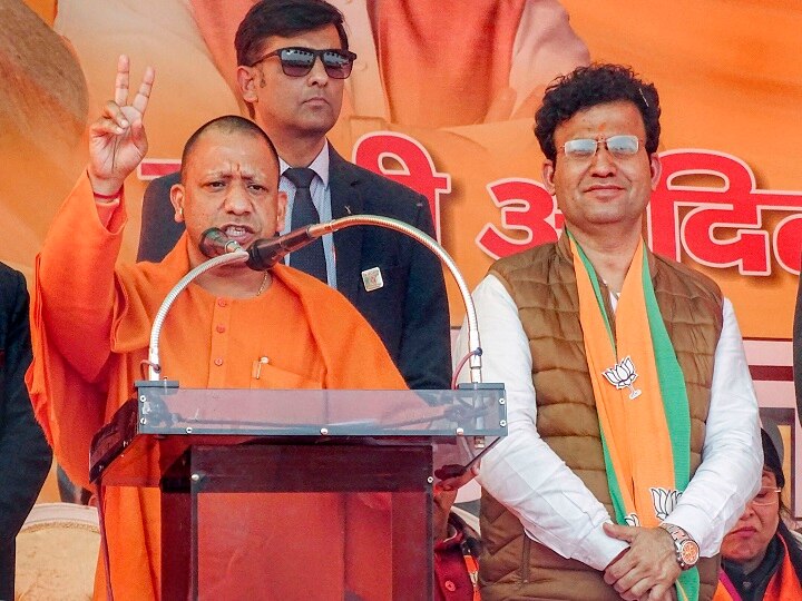 'Arvind Kejriwal Reciting Hanuman Chalisa, Asaduddin Owaisi Too Will Follow Suit': Yogi Adityanath 'Arvind Kejriwal Reciting Hanuman Chalisa, Asaduddin Owaisi Too Will Follow Suit': Yogi Adityanath