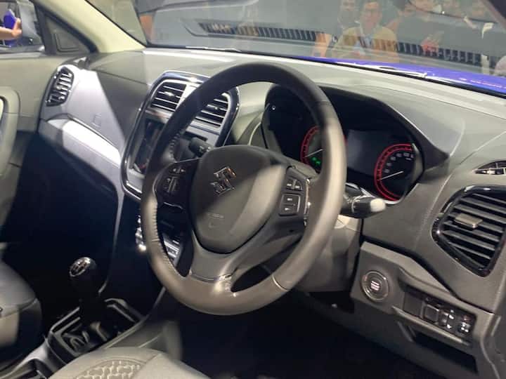 In terms of interiors, the whole design is largely the same but there is an updated SmartPlay infotainment system.
