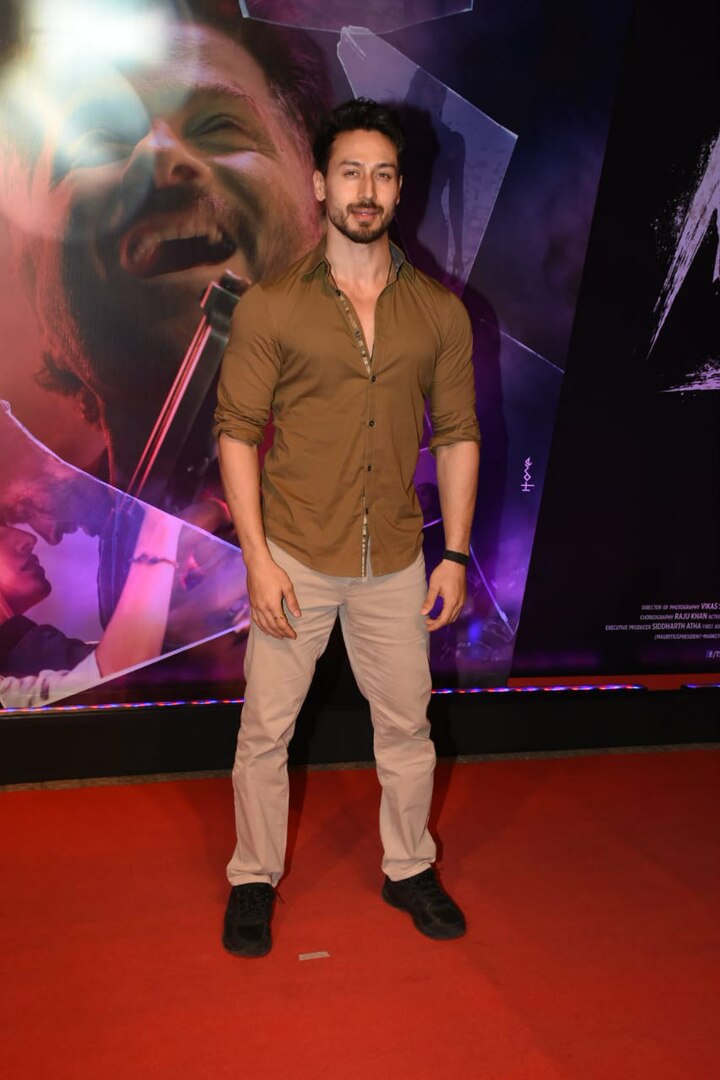 Disha's alleged boyfriend Tiger Shroff looking handsome as ever in casuals. (Photo: Manav Manglani)