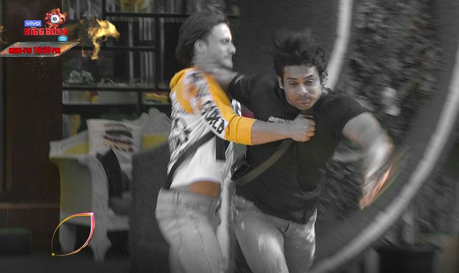 Bigg Boss 13: Another UGLY FIGHT between Sidharth & Asim ; Paras Chhabra breaks down to TEARS!