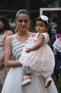 PICS: Riteish-Genelia, Surveen, Jay-Mahhi & Other Celebs Attend Sharad Kelkar's Daughter's GRAND Birthday Bash