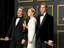 Oscars 2020: Joaquin Phoenix, Renee Zellweger, Brad Pitt & Other Winners Pose With Their Trophy